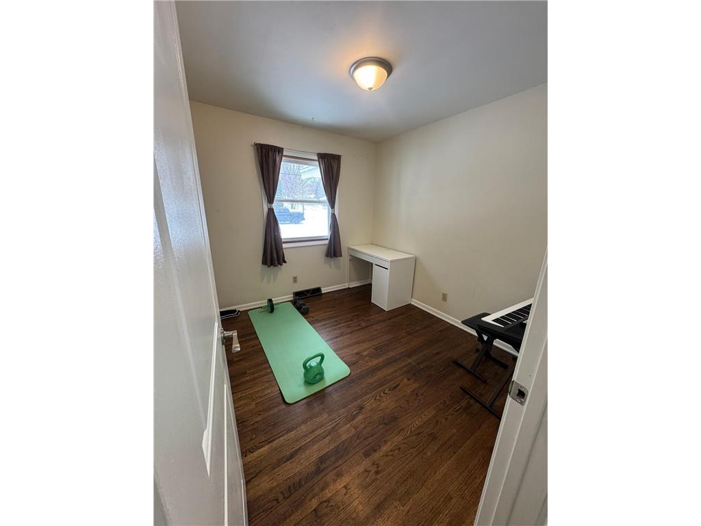 375 Lark Avenue Maplewood MN 55117 7016931 image8