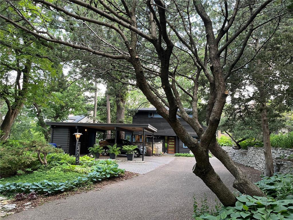 375 Pelham Boulevard Saint Paul MN 55104 6515786 image1