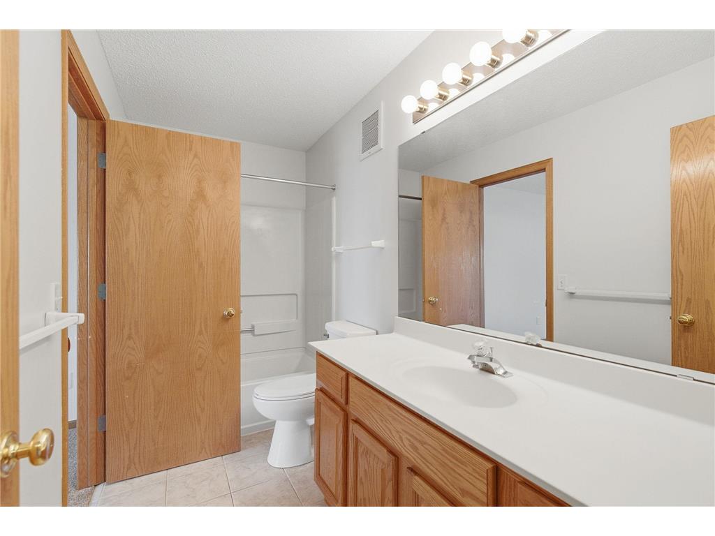 375 Wagon Wheel Lane Chaska MN 55318 7079315 image15