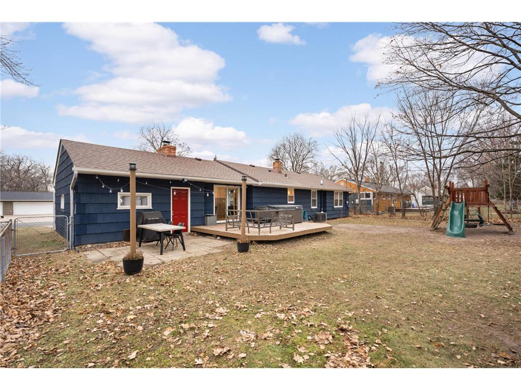 3750 Hazel Street White Bear Lake MN 55110 6637597 image1