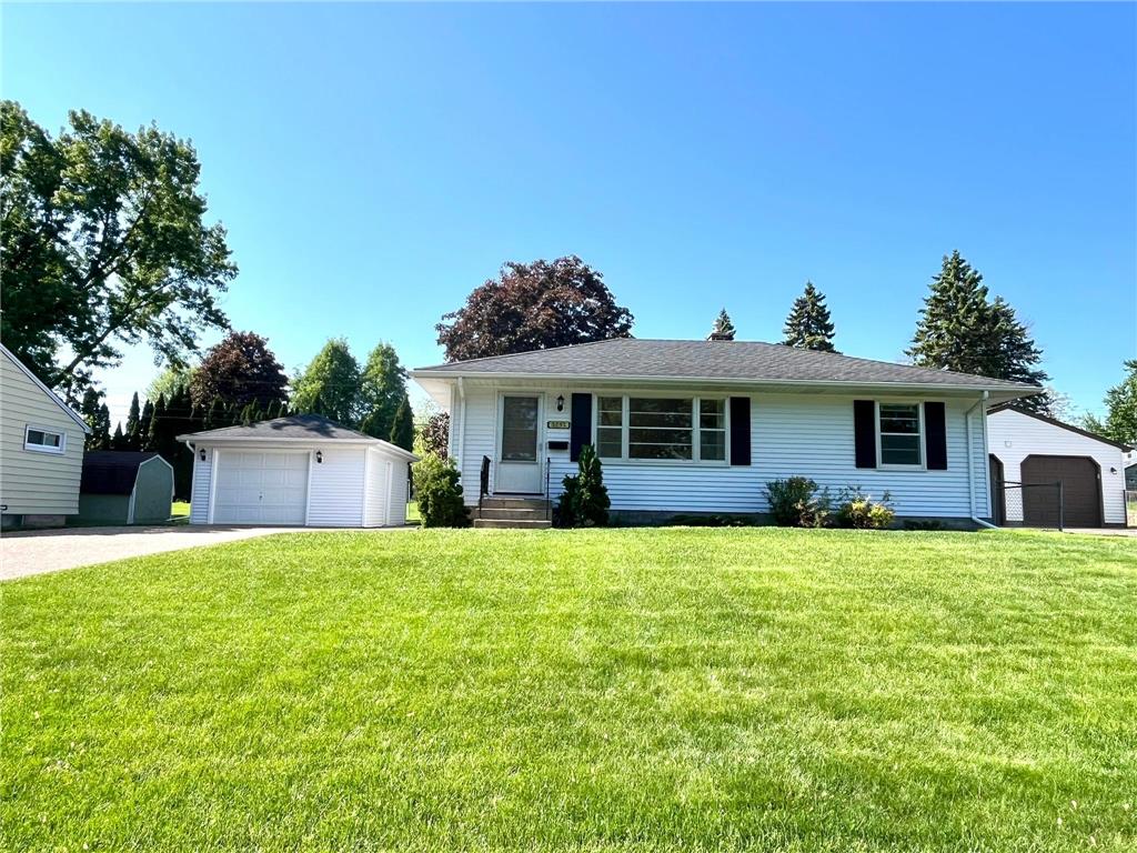 3752 Upper 73rd Street E Inver Grove Heights MN 55076 7079489 image1