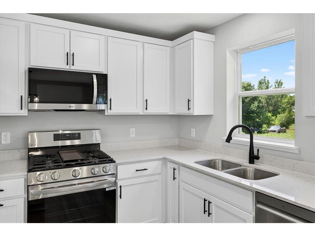 37537 Greenway Avenue North Branch MN 55056 7104558 image10