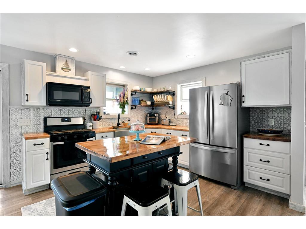 3756 North Shore Rd Lapointe Twp WI 54850 - Lake Superior 6393485 image4