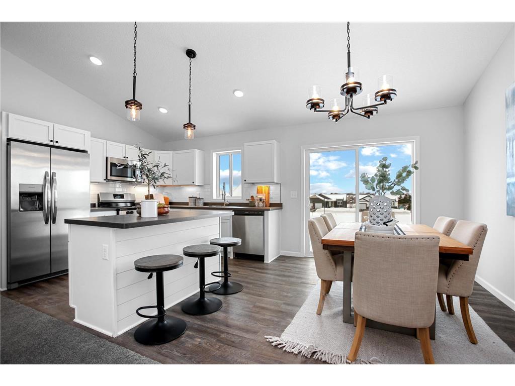 37565 Granite Court North Branch MN 55056 6680977 image1