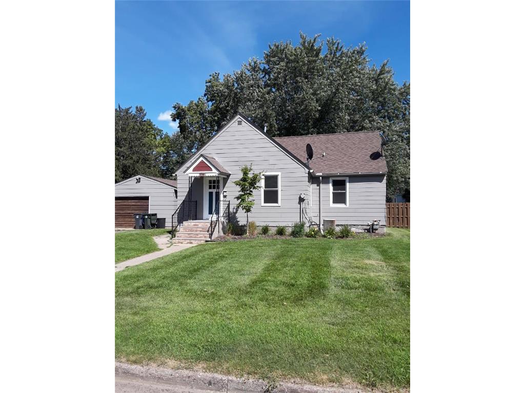 376 S Pierson Avenue New Richmond WI 54017 6527399 image1