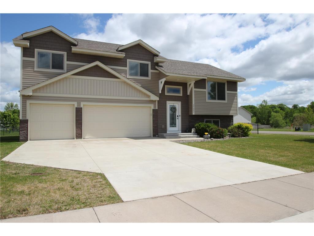 37621 Hawthorne Avenue North Branch MN 55056 6820665 image1