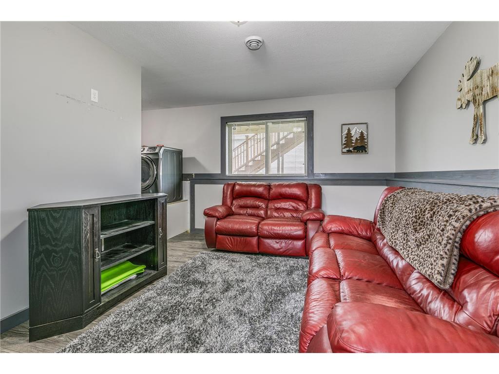 37621 Hawthorne Avenue North Branch MN 55056 6820665 image16