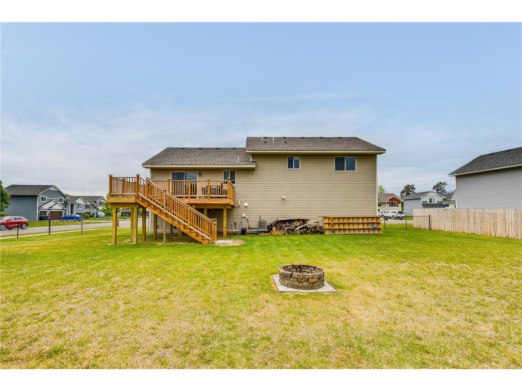 37621 Hawthorne Avenue North Branch MN 55056 6820665 image22