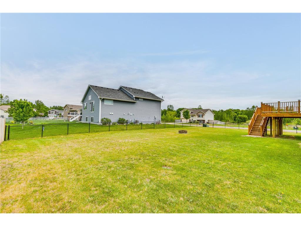 37621 Hawthorne Avenue North Branch MN 55056 6820665 image23