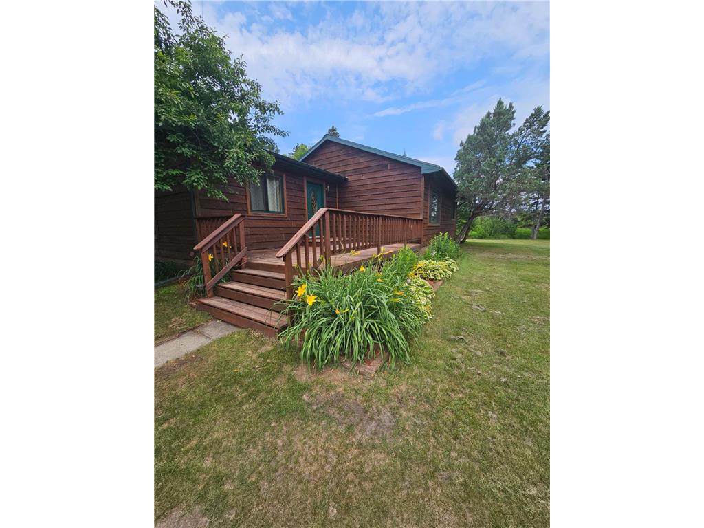 37627 State Highway 313 Warroad MN 56763 6477635 image1