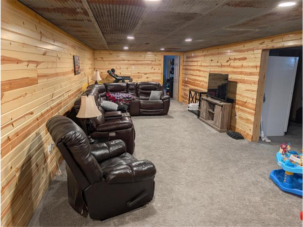 377 1st Street SW Wells MN 56097 7083733 image17