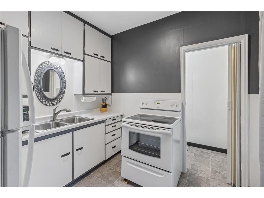 377 Winona Street E Saint Paul MN 55107 6738279 image13