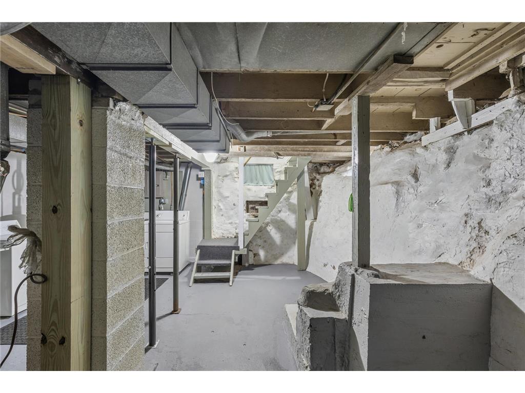 377 Winona Street E Saint Paul MN 55107 6738279 image21