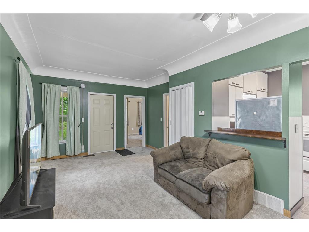 377 Winona Street E Saint Paul MN 55107 6738279 image7