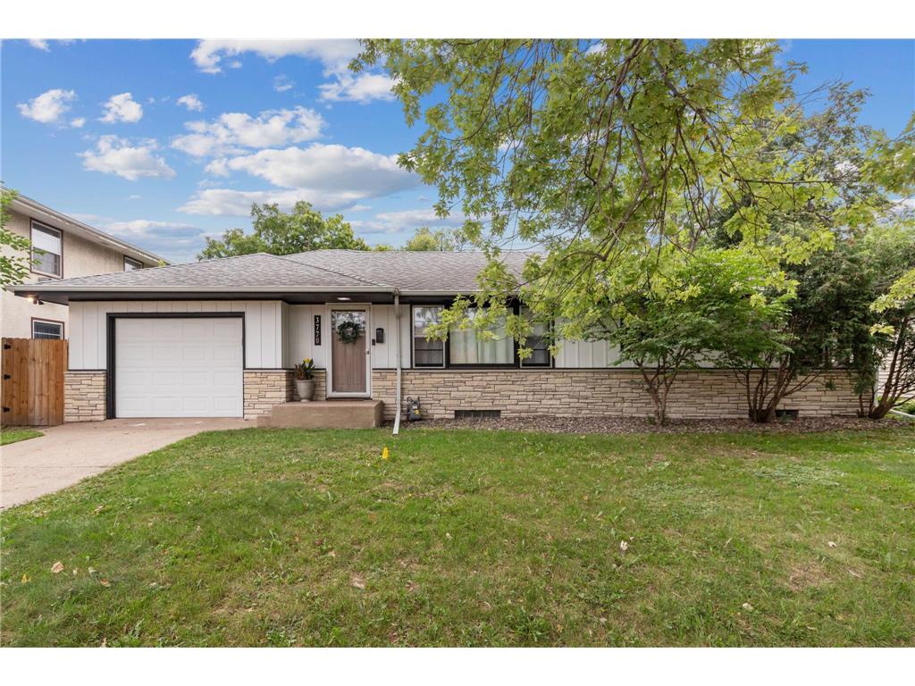 3770 Hubbard Avenue N Robbinsdale MN 55422 6423738 image1