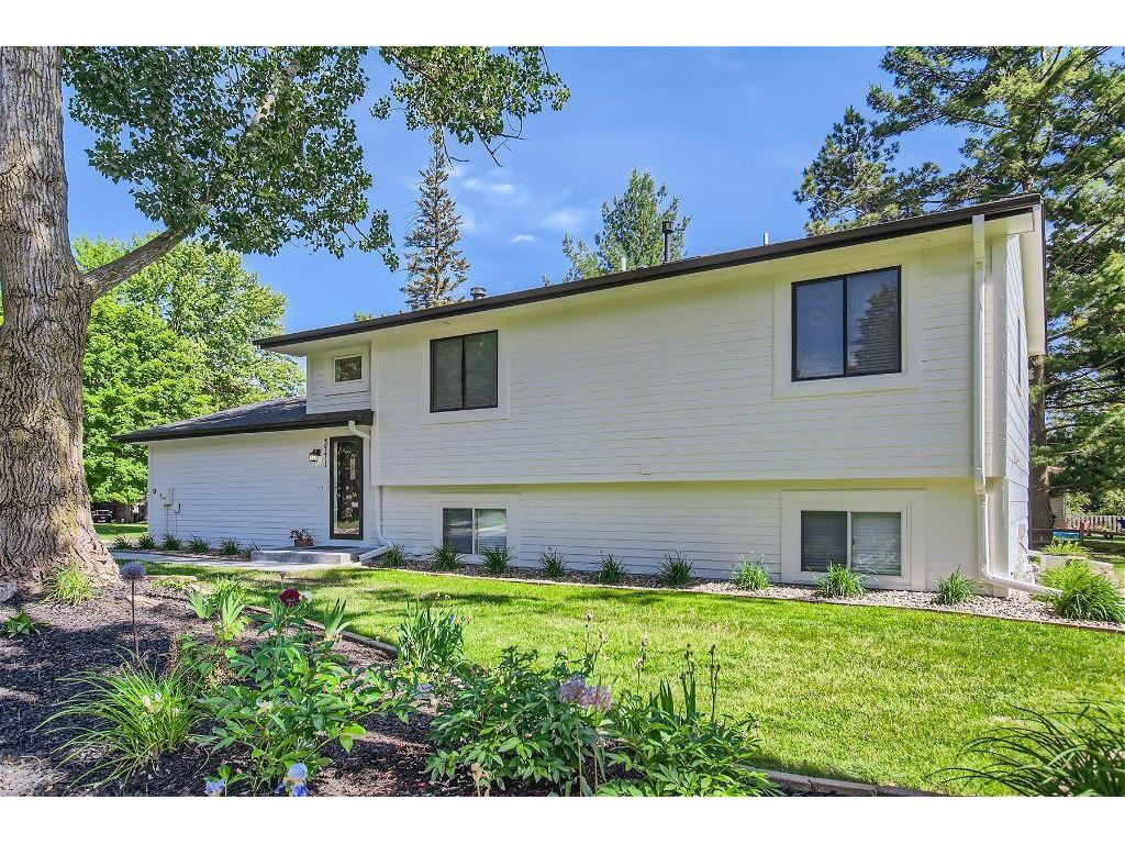 3771 Meadow Lane Chanhassen MN 55331 - Minnewashta 6550575 image1