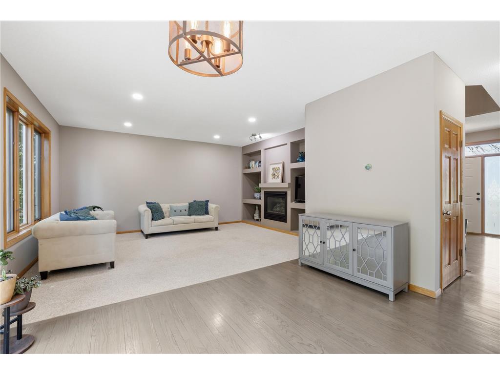 3774 Oxford Drive Woodbury MN 55125 7065537 image10