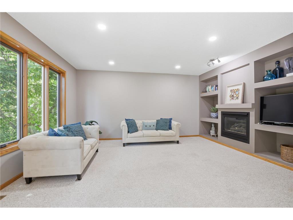 3774 Oxford Drive Woodbury MN 55125 7065537 image11