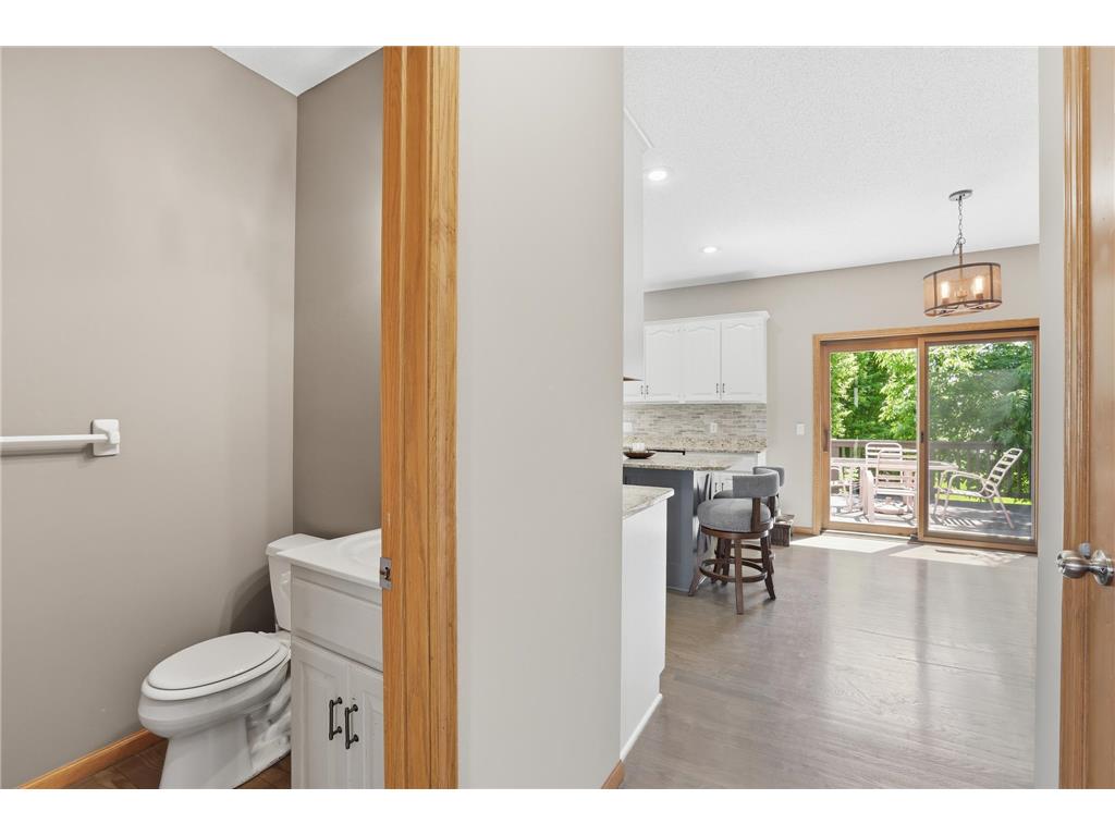 3774 Oxford Drive Woodbury MN 55125 7065537 image8