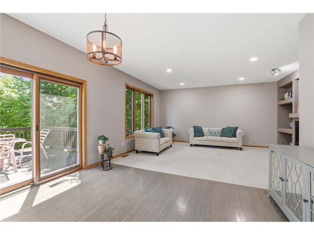3774 Oxford Drive Woodbury MN 55125 7065537 image9