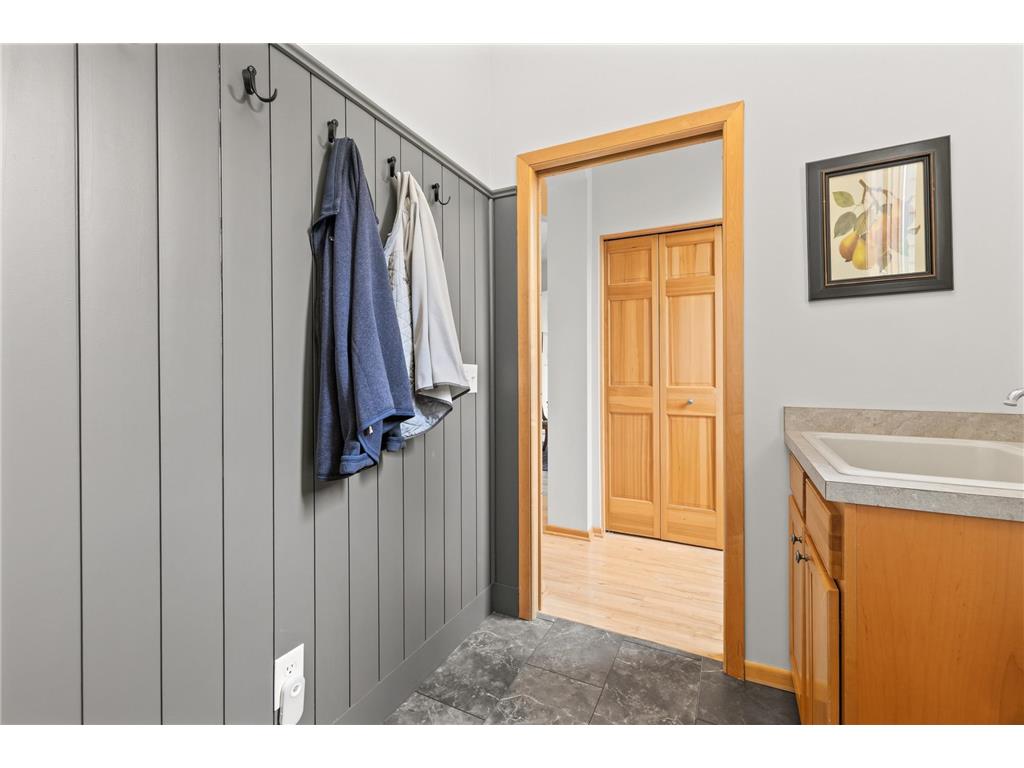 378 Andrews Bay Hudson WI 54016 7071514 image27