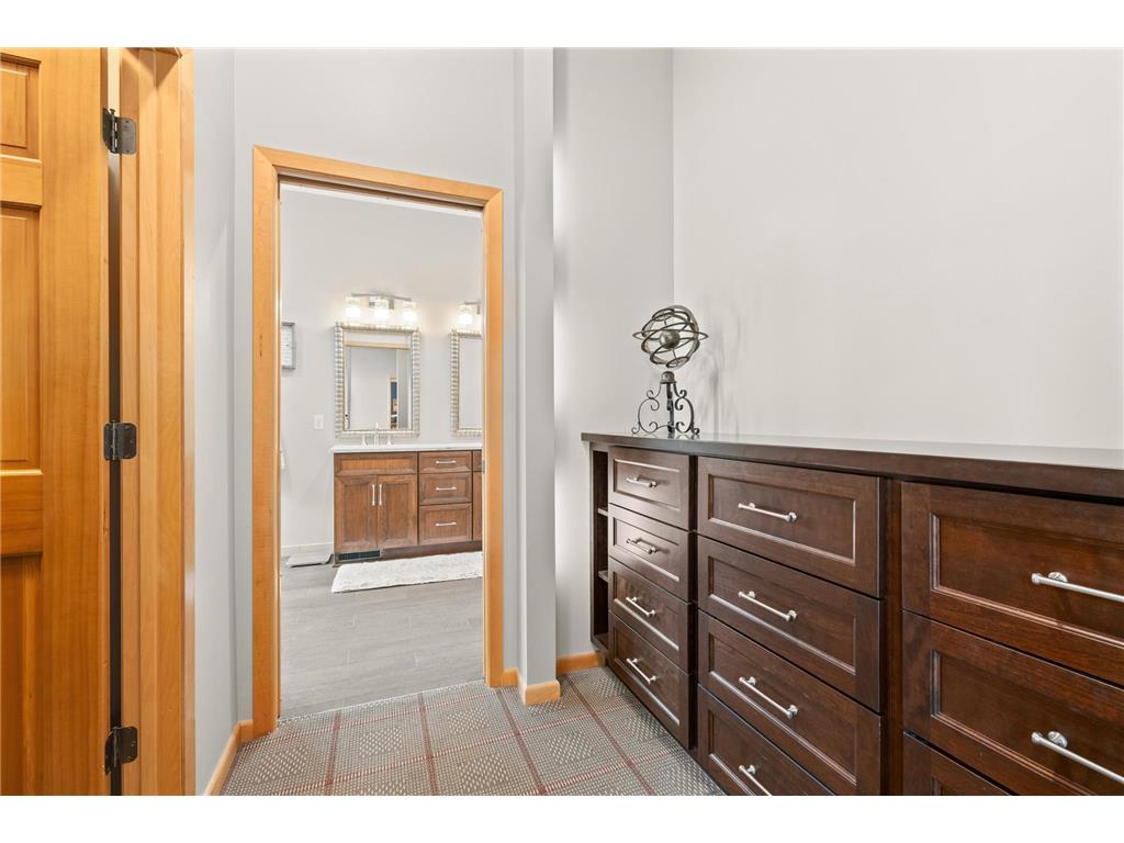 378 Andrews Bay Hudson WI 54016 7071514 image34