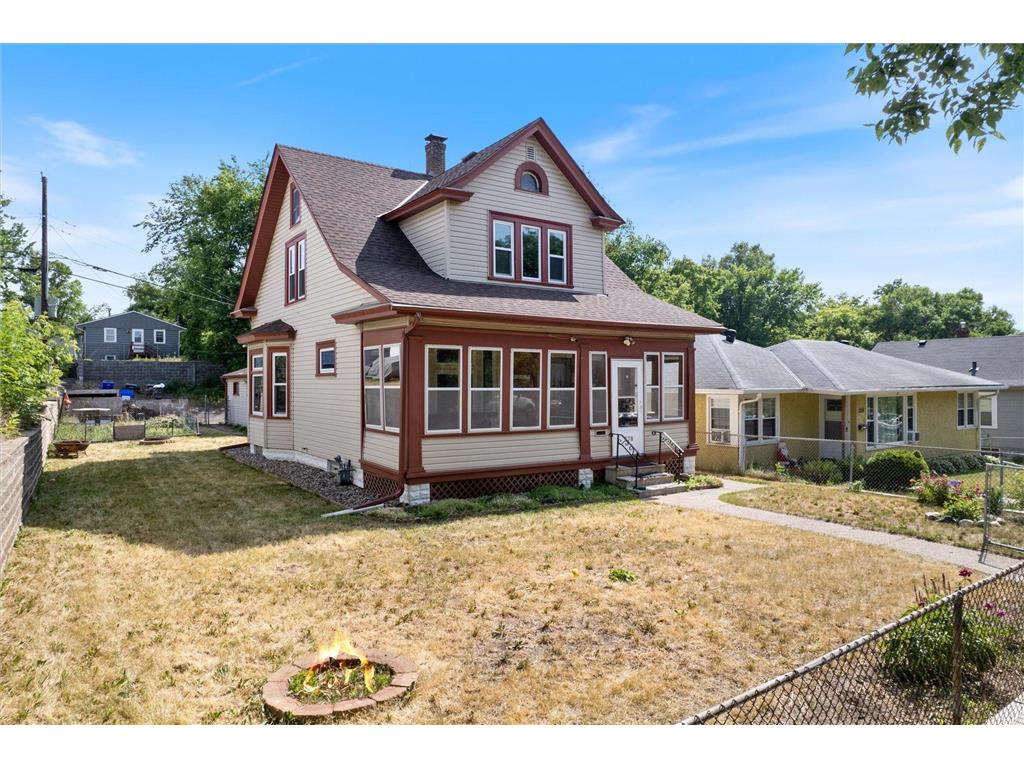 378 Geranium Avenue E Saint Paul MN 55130 6381835 image1