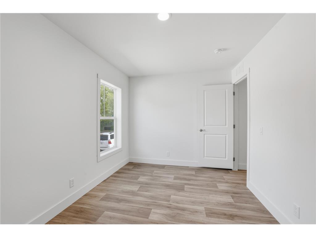 378 Hillcrest Circle Clarks Grove MN 56016 6802141 image14