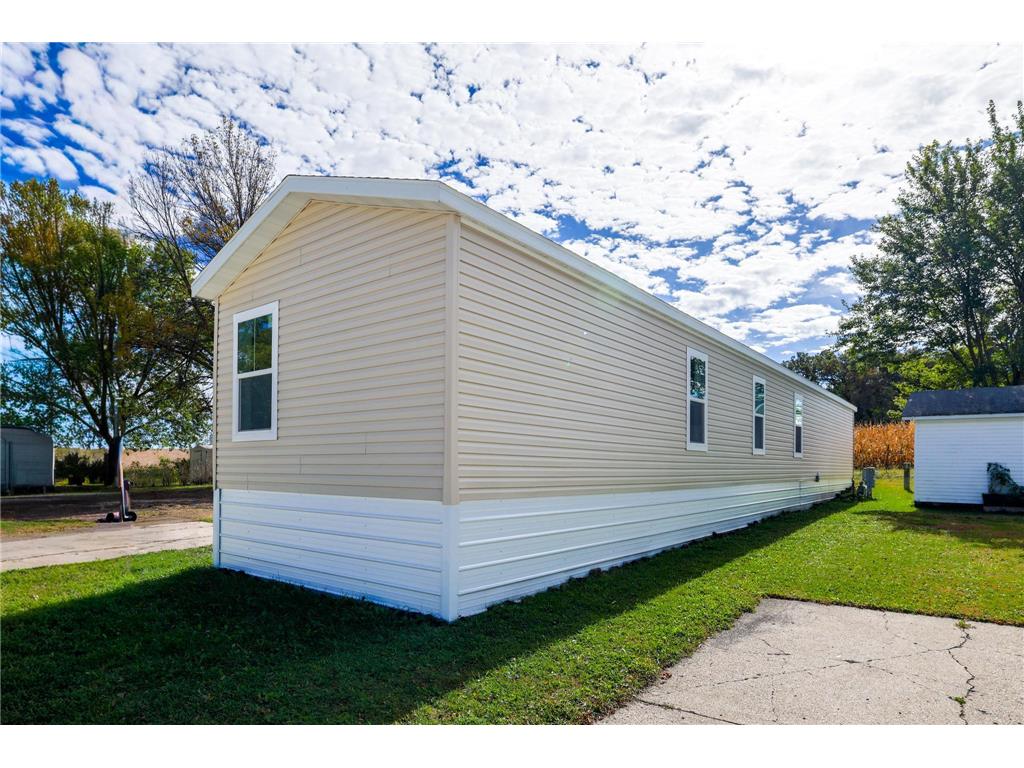 378 Hillcrest Circle Clarks Grove MN 56016 6802141 image21