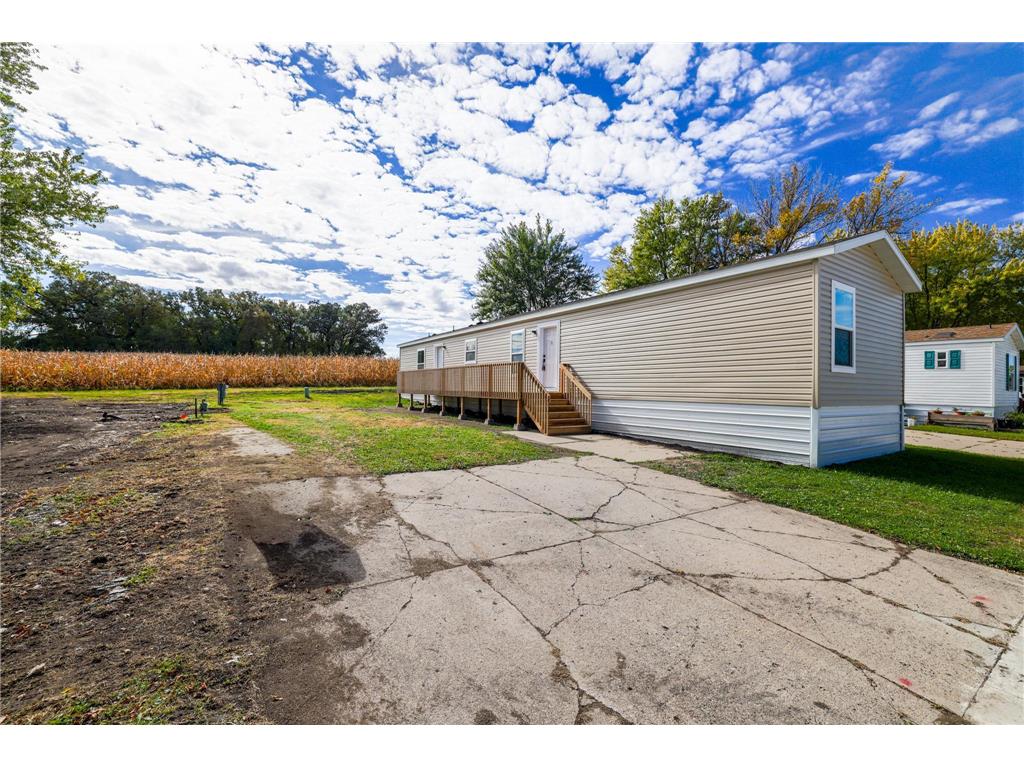 378 Hillcrest Circle Clarks Grove MN 56016 6802141 image22