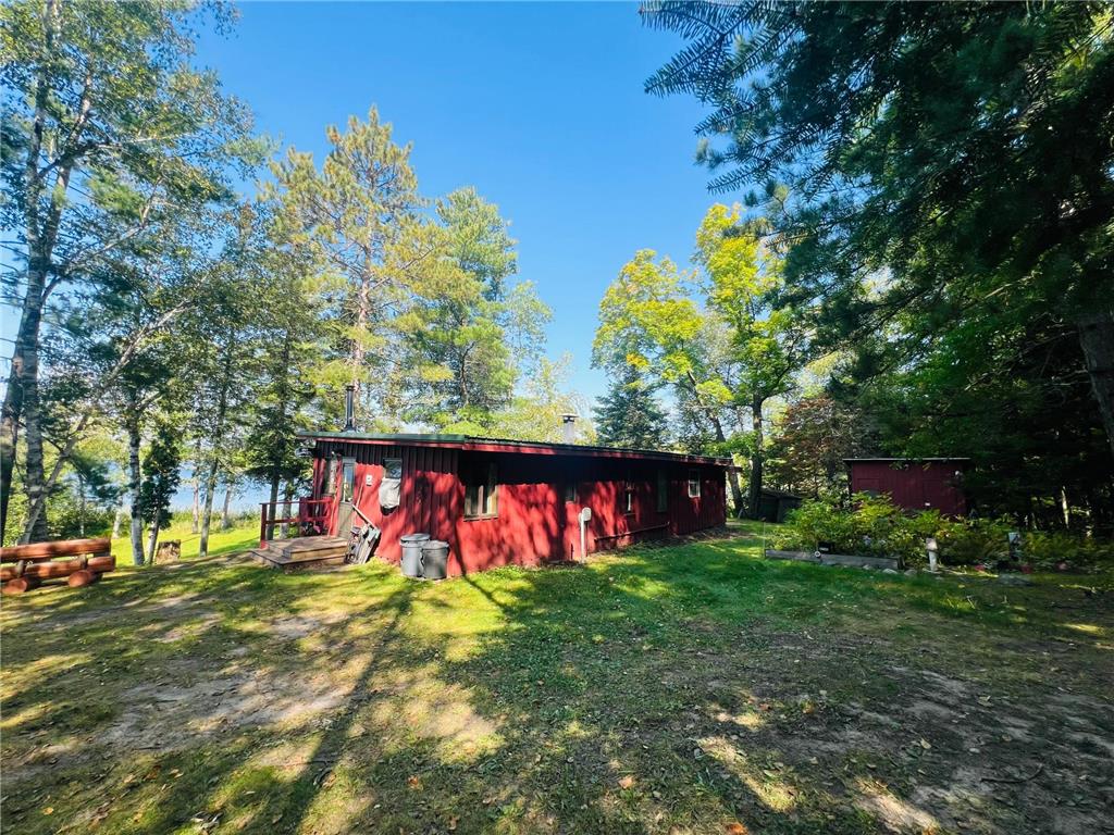 37816 Grave Lake Forest Road Deer River MN 56636 - Grave 6600216 image1