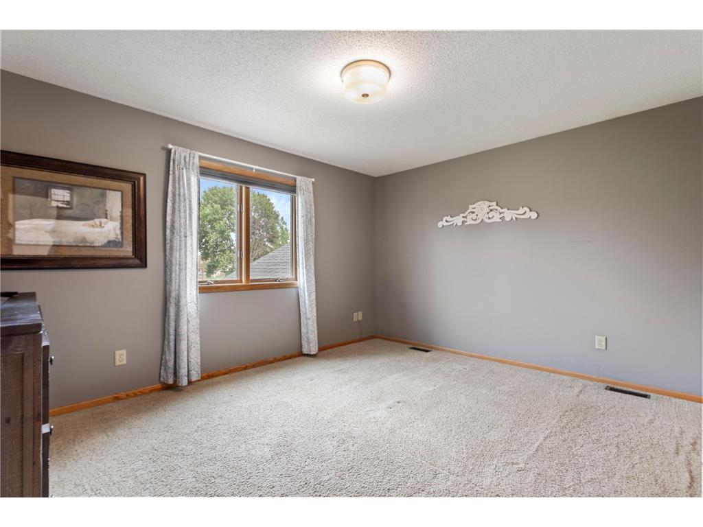 37816 Hawthorne Avenue North Branch MN 55056 7103587 image8
