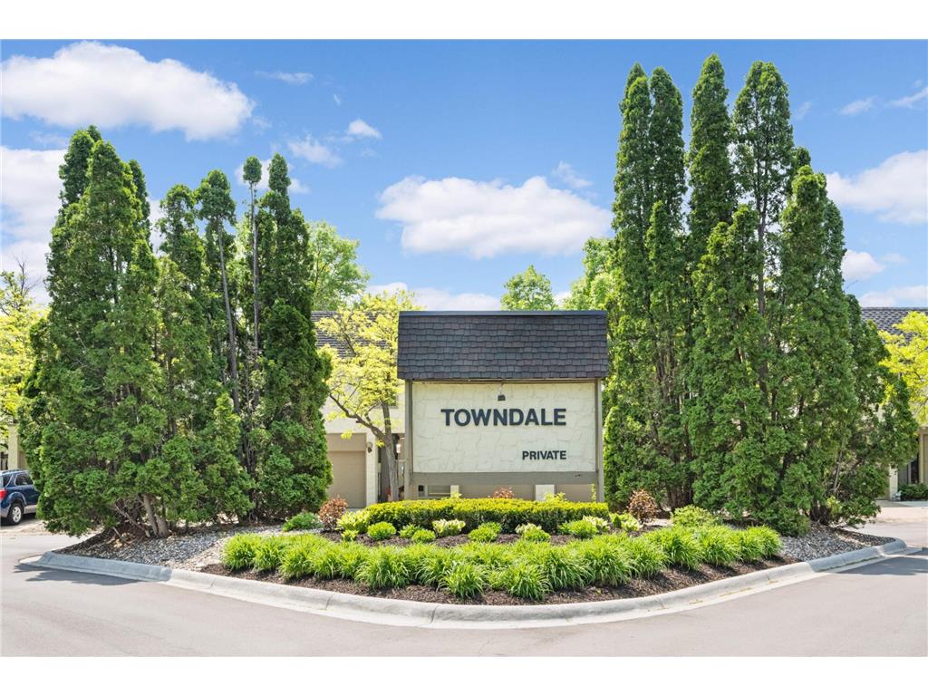 3782 Towndale Drive Bloomington MN 55431 6358874 image1