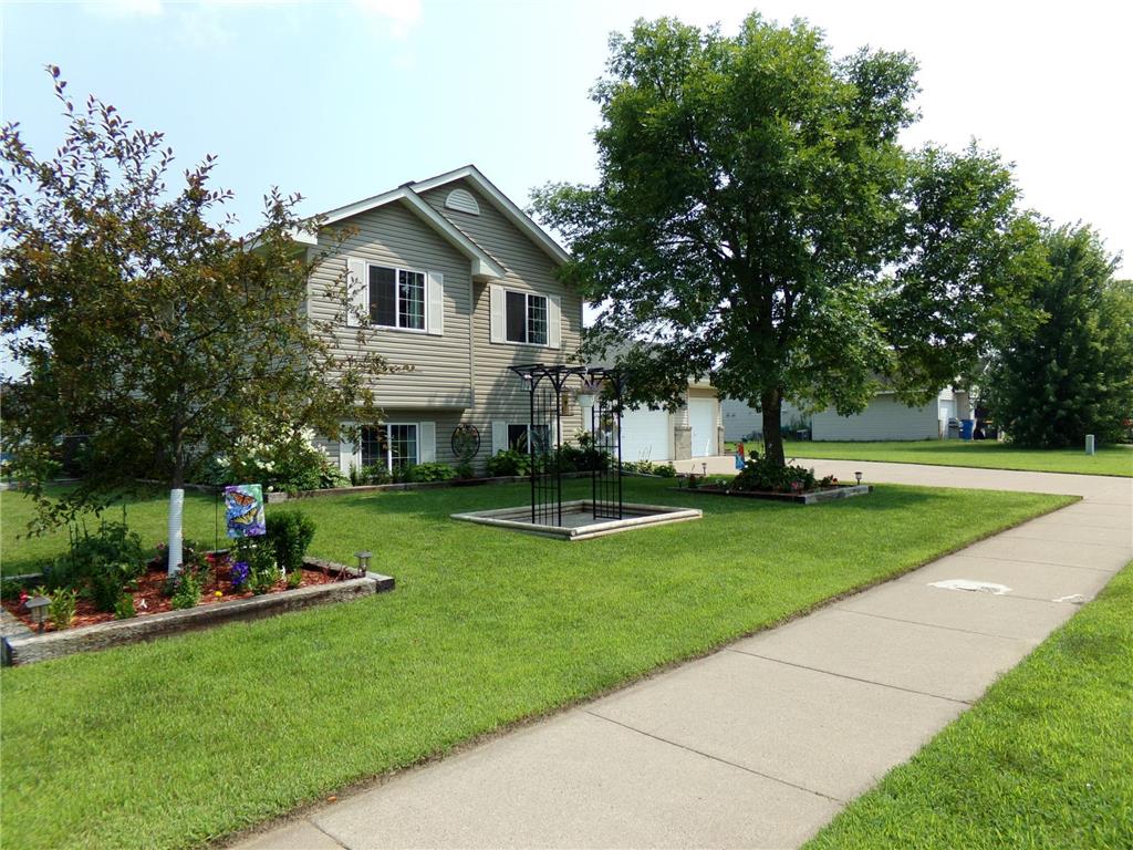 37851 Gerald Avenue North Branch MN 55056 6789543 image1