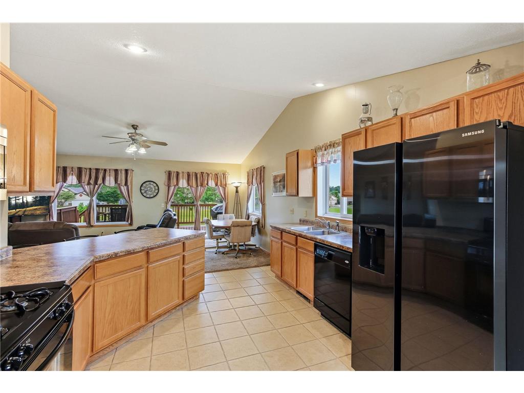 37888 Hawthorne Avenue North Branch MN 55056 7087047 image14