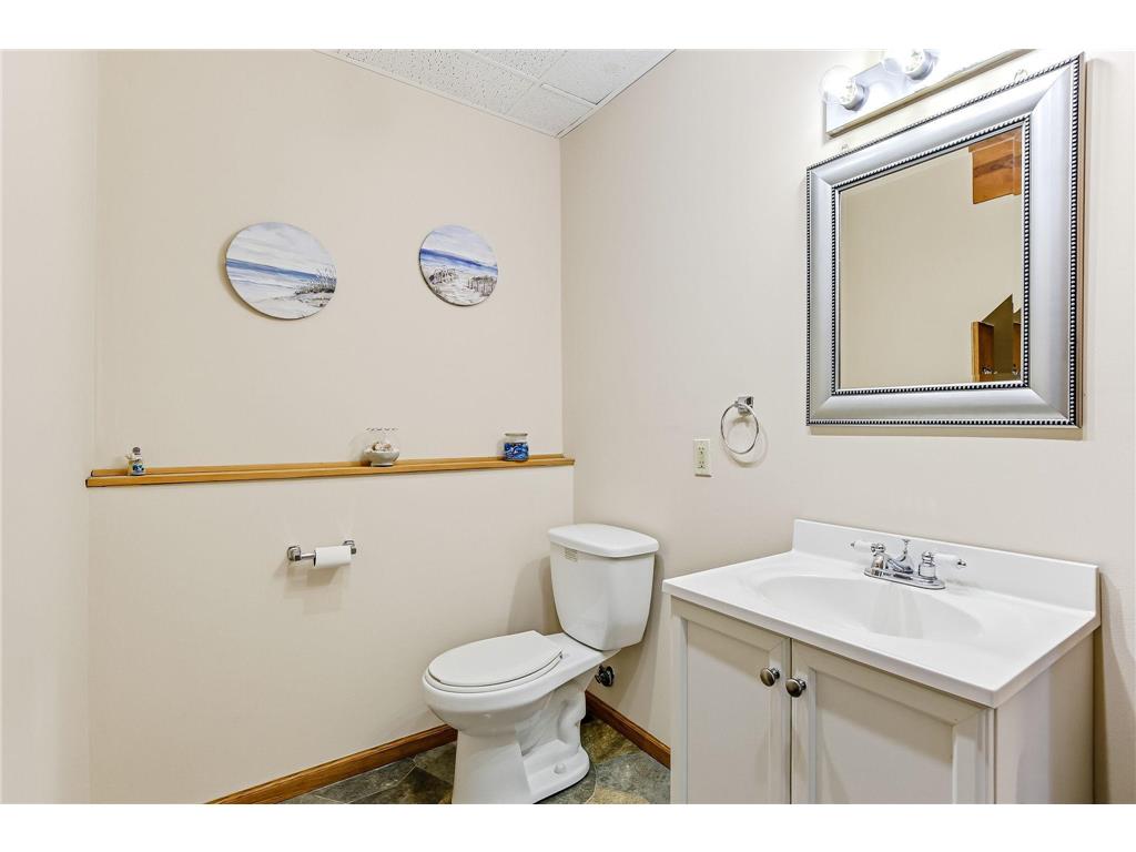 37888 Hawthorne Avenue North Branch MN 55056 7087047 image32
