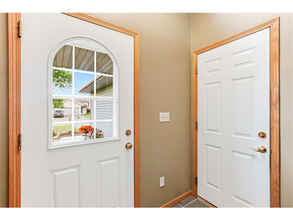 37888 Hawthorne Avenue North Branch MN 55056 7087047 image4