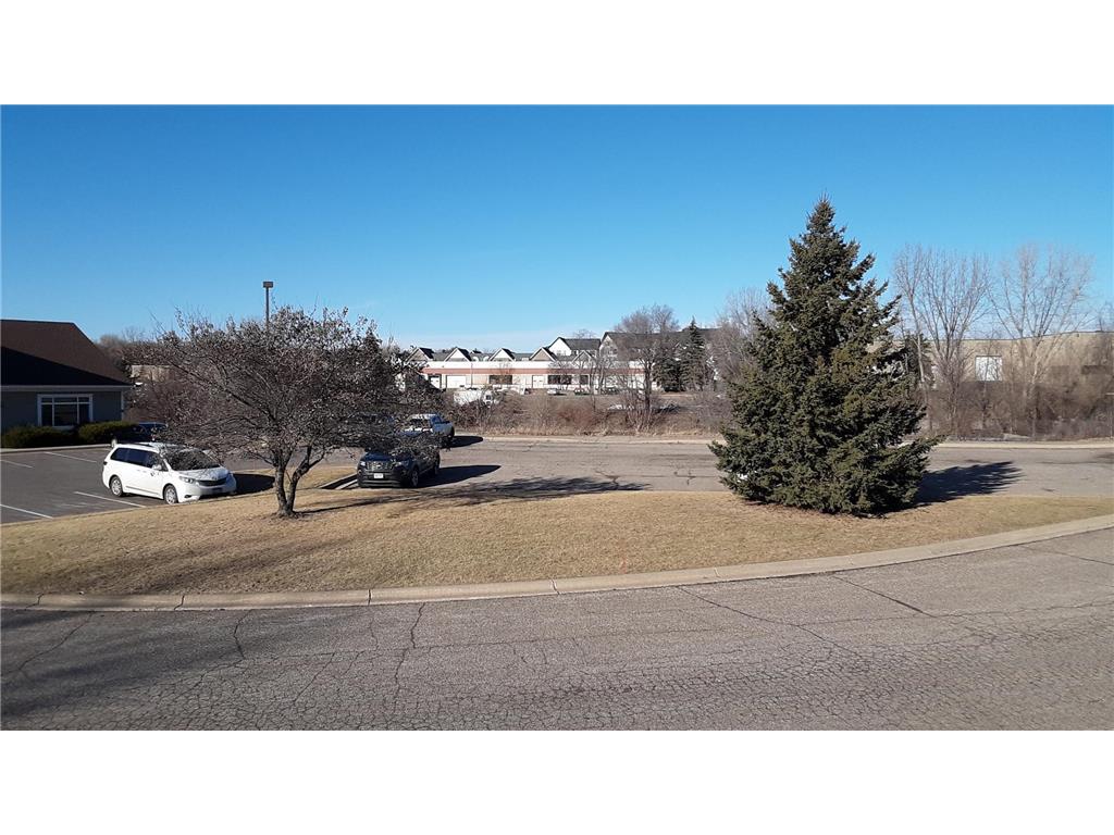 379 Commerce Court Vadnais Heights MN 55127 6803565 image3