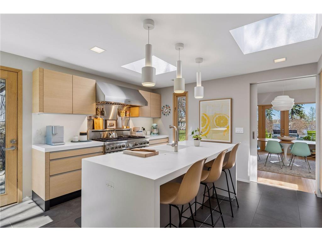 3790 W Bde Maka Ska Parkway Minneapolis MN 55410 - Bde Maka Ska 7052110 image26