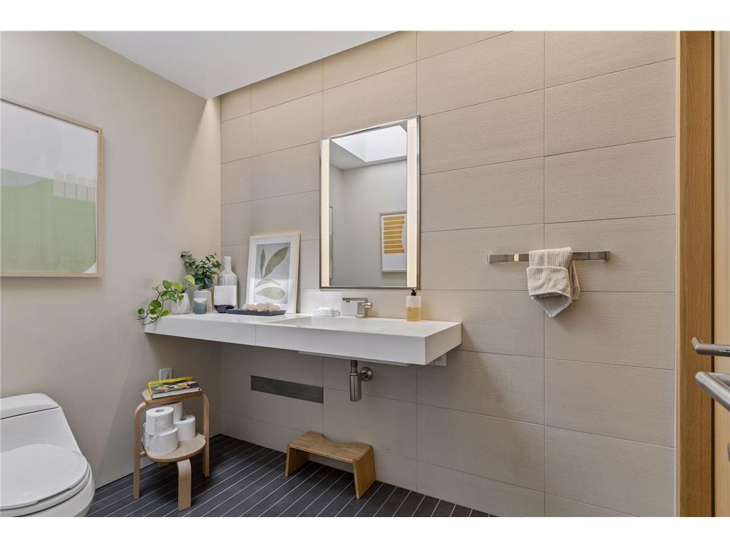 3790 W Bde Maka Ska Parkway Minneapolis MN 55410 - Bde Maka Ska 7052110 image33