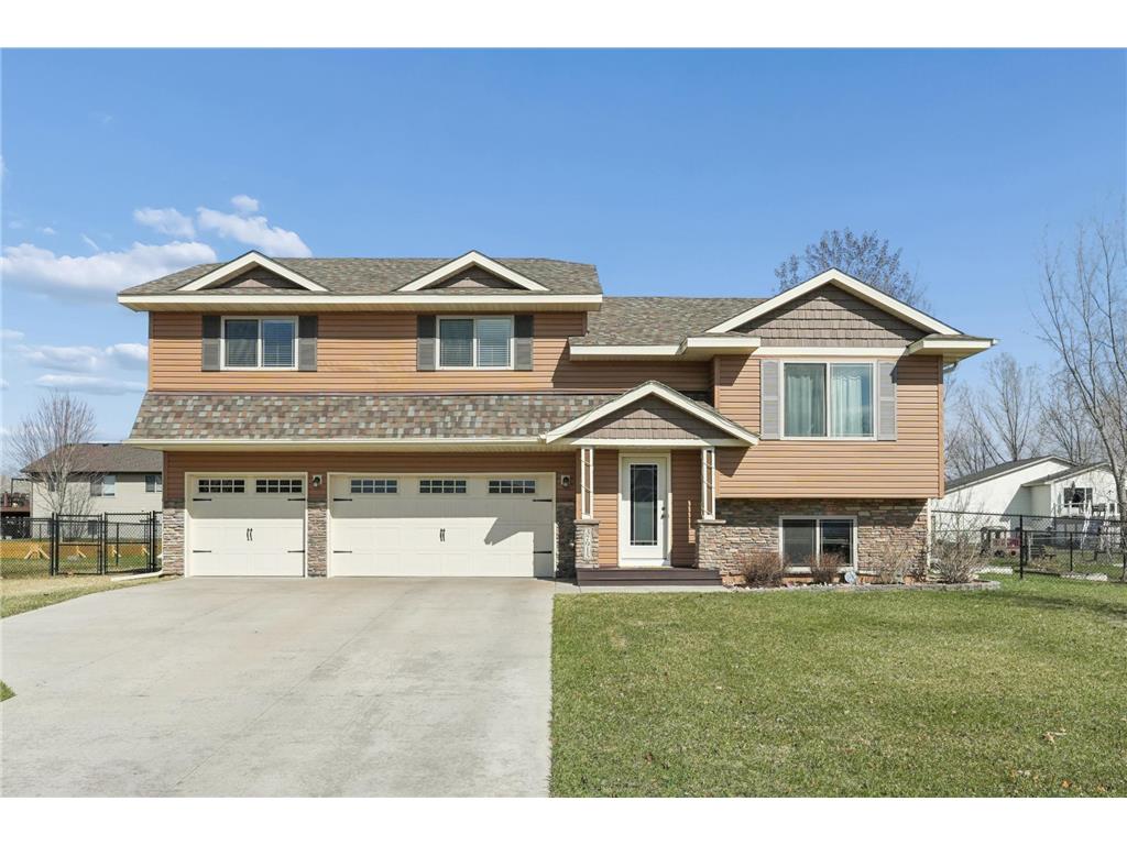 37915 Gerald Avenue North Branch MN 55056 7051650 image1