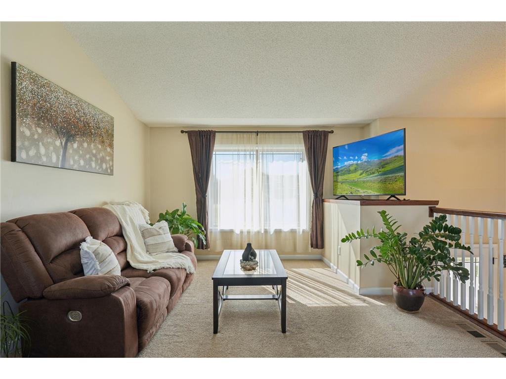 37915 Gerald Avenue North Branch MN 55056 7051650 image3