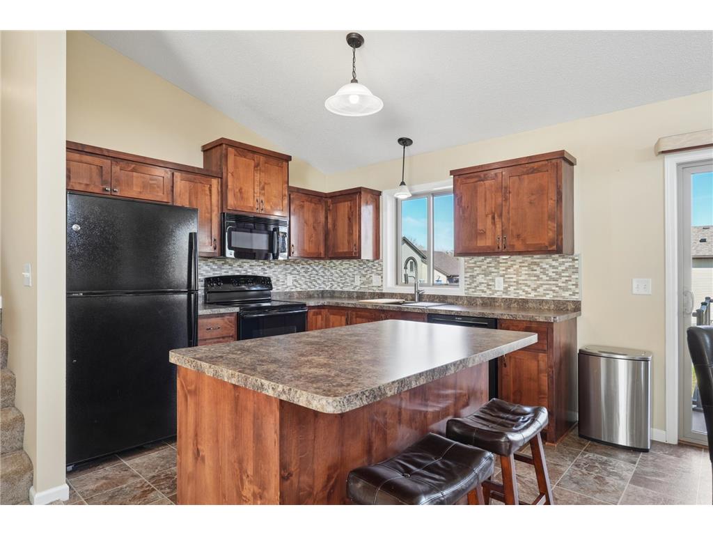 37915 Gerald Avenue North Branch MN 55056 7051650 image8