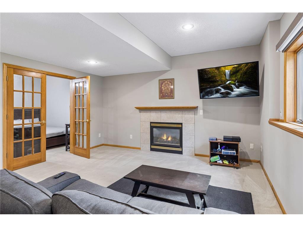 3794 Smithfield Curve Woodbury MN 55129 7085904 image24