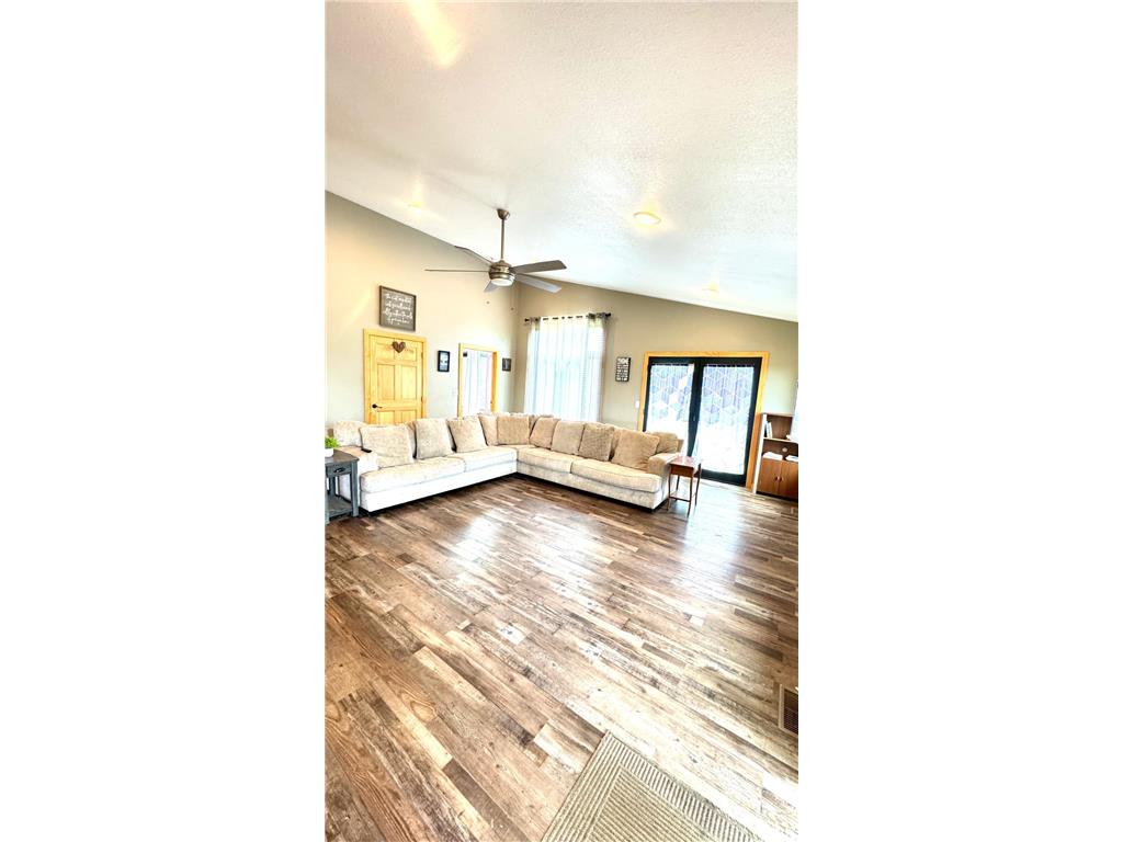 37994 450th Avenue Perham MN 56573 6759740 image5