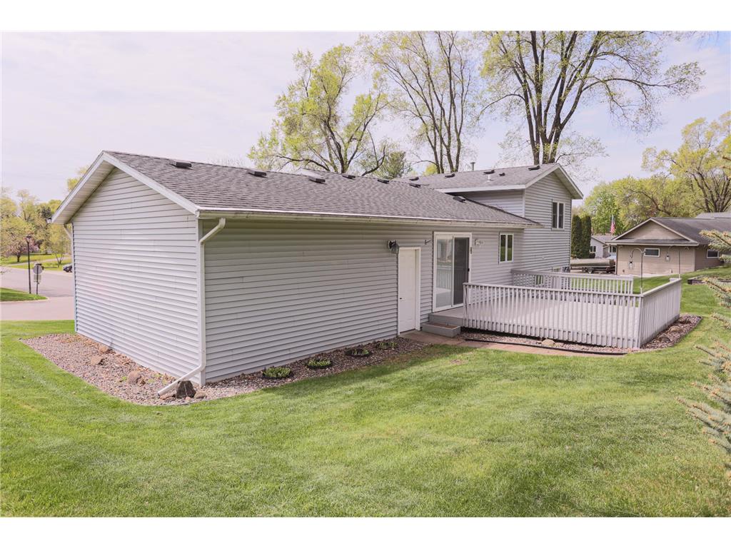 380 Flora Street S Prescott WI 54021 7069239 image8
