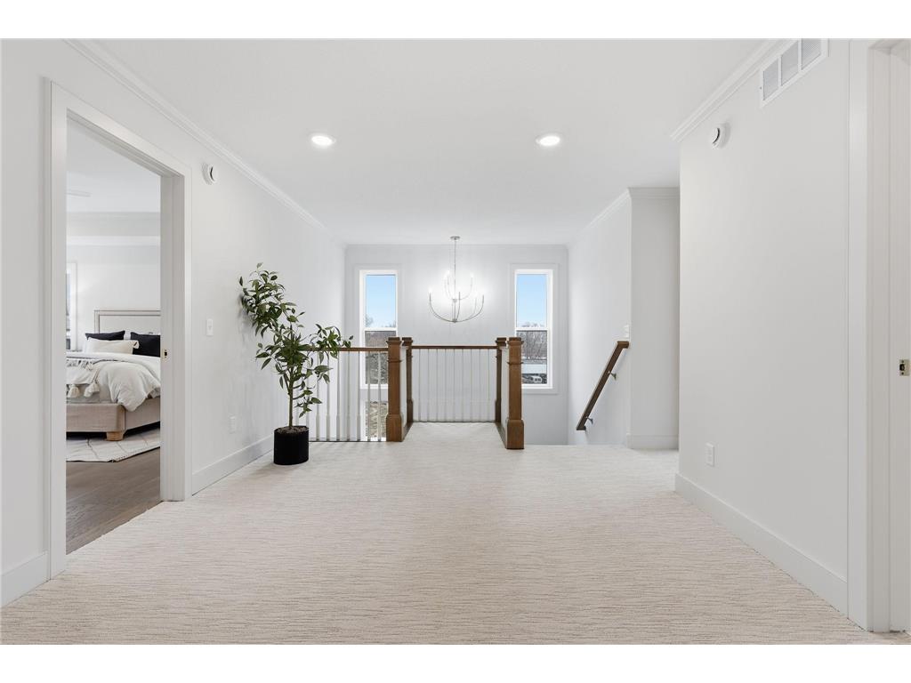 380 Laurel Curve Golden Valley MN 55426 7023931 image15