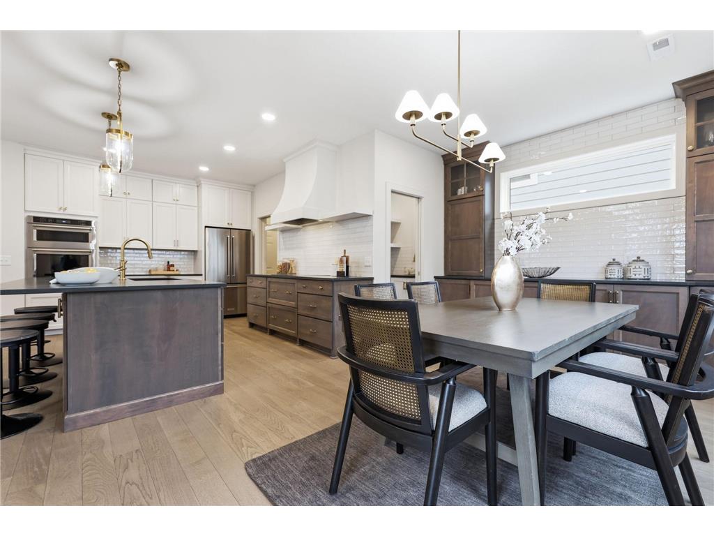 380 Laurel Curve Golden Valley MN 55426 7023931 image8