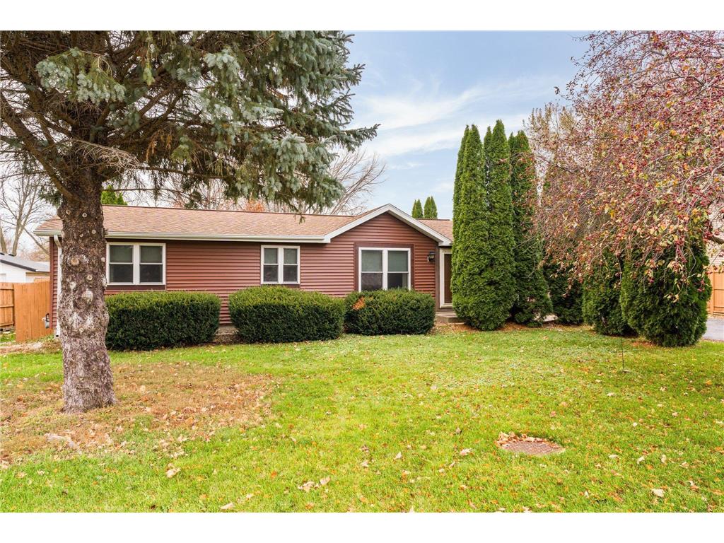 380 W Bert Street Lake Crystal MN 56055 6457734 image1