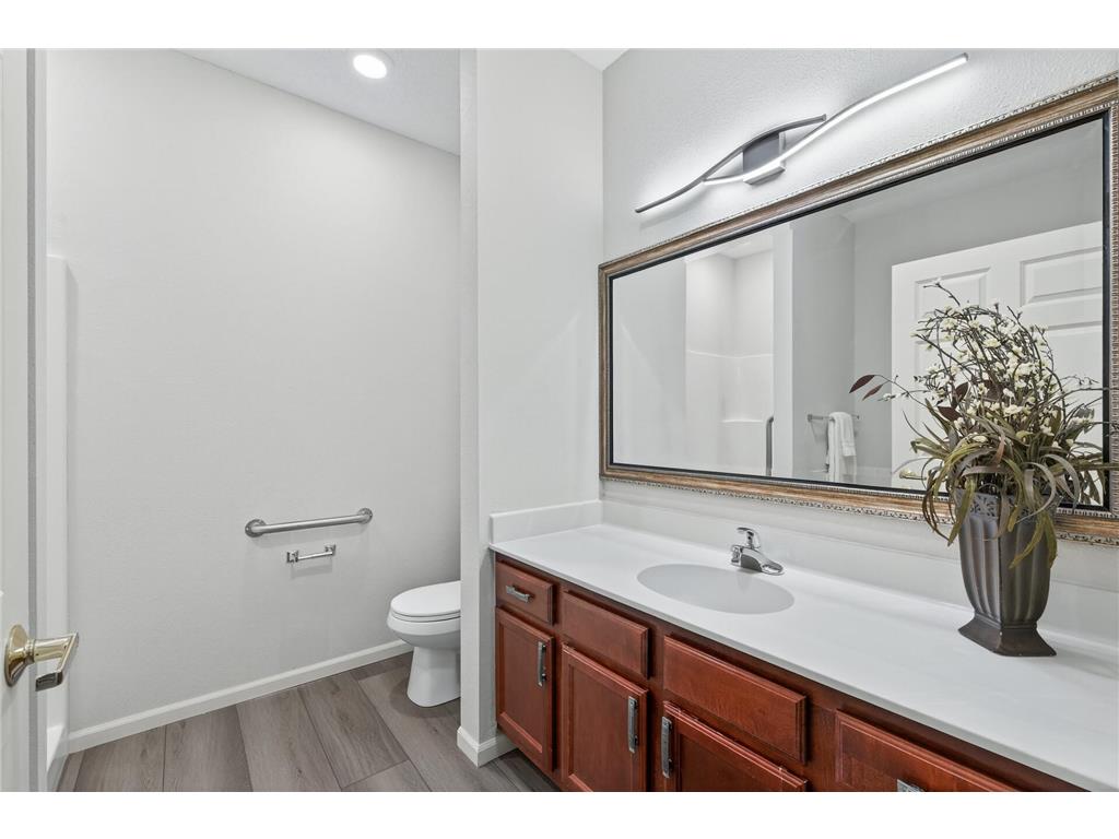 3800 85th Avenue N #120 Brooklyn Park MN 55443 7040359 image14